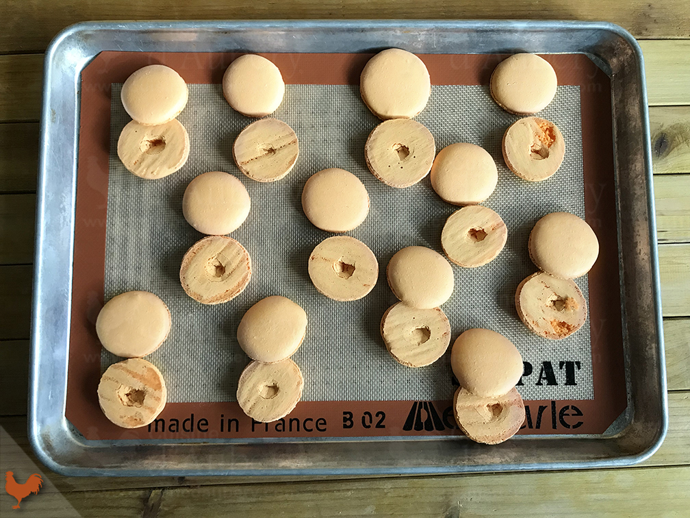 Les délicieux Macarons Mangue Passion de M.O.F Stéphane Tréand