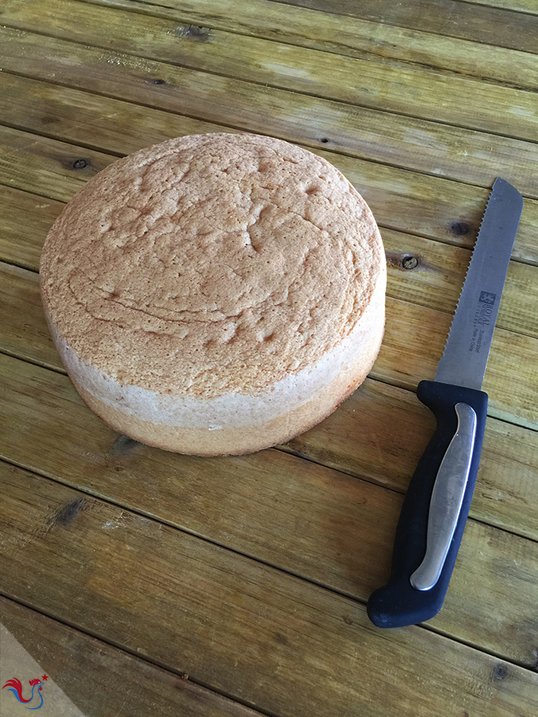 Comment couper une génoise ou un biscuit