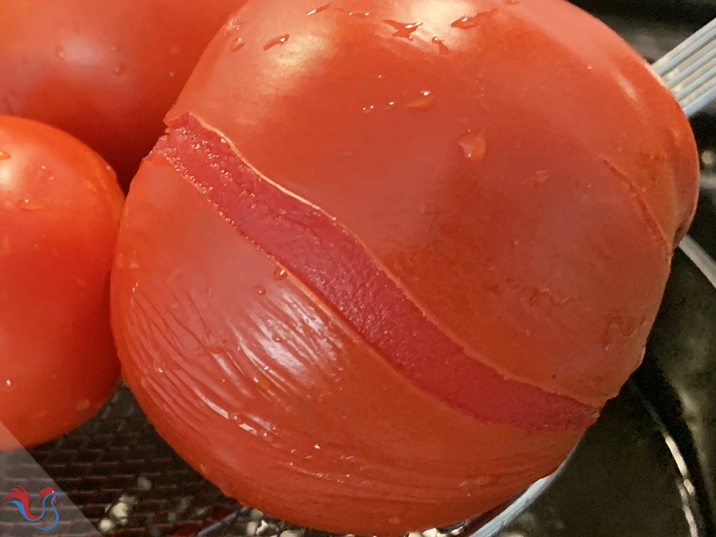 Comment monder (peler) les tomates facilement